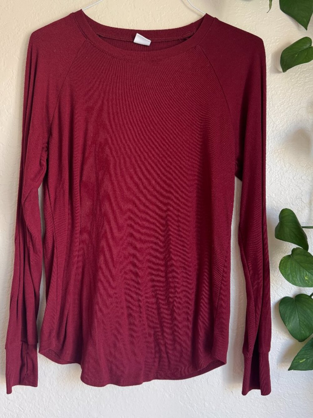 XIEERDUO Burgundy Long Sleeve Crew Neck Tee Women’s Medium Soft Stretch - Picture 1 of 4